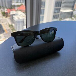 Ray-Ban RB4640 Sunglasses